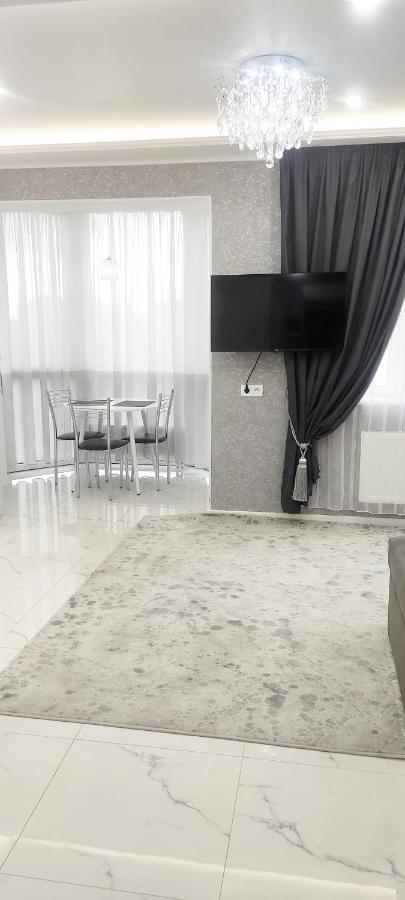 Malinki Appartement Odessa Buitenkant foto